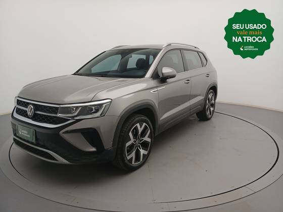 VOLKSWAGEN TAOS 1.4 250 TSI TOTAL FLEX HIGHLINE AUTOMÁTICO